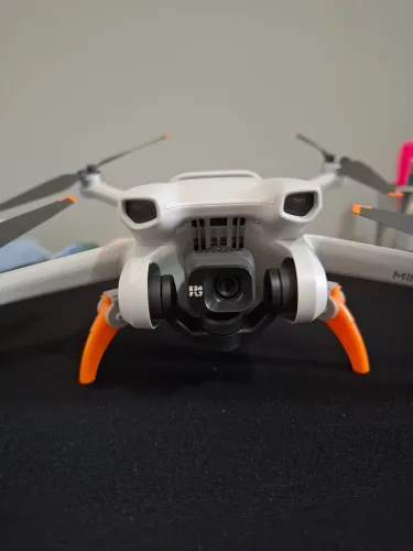Drone DJI Mini 3 + acessórios