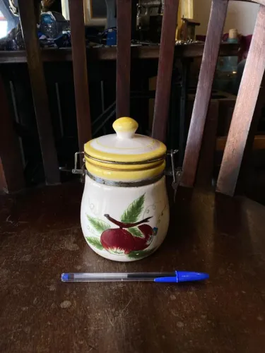 Pote em cerâmica pintado à mão (ref:300)