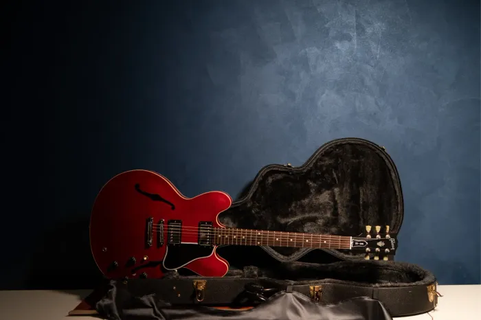 Gibson Custom ES-335 Satin Vintage Cherry 2005