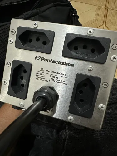 Pentacustica
