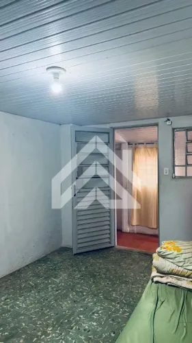 Casa pequena fundos .