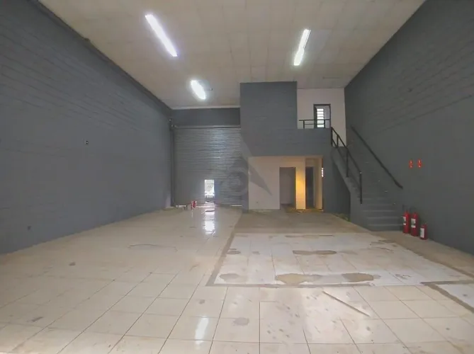Salão para alugar em Campinas, Vila Marieta, com 190 m²