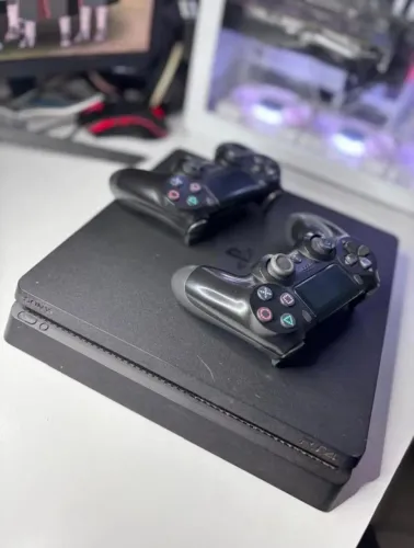 Playstation 4 Slim