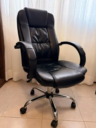 Cadeira de escritório - Presidente PERFEITA