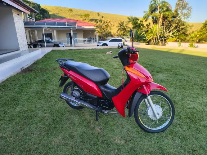 Honda bis 100 com partida elétrica