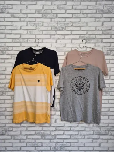 Kit Camisetas Masculinas, P