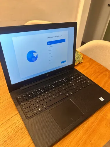 Dell Inspiron 3583 i7-8565U 16GB RAM 256 SSD