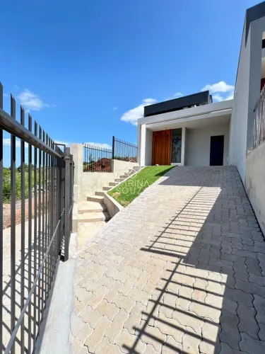 Casa com vista maravilhosa, em um dos loteamentos mais desejados de Campo Bom, no Bairro F