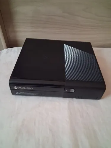 Xbox 360 super slim