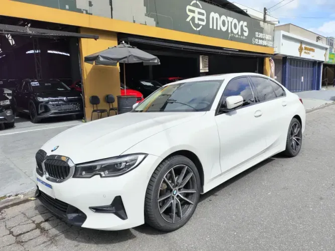 BMW 320I A 2.0 TB M Sport Activeflex 16V 4P 2021