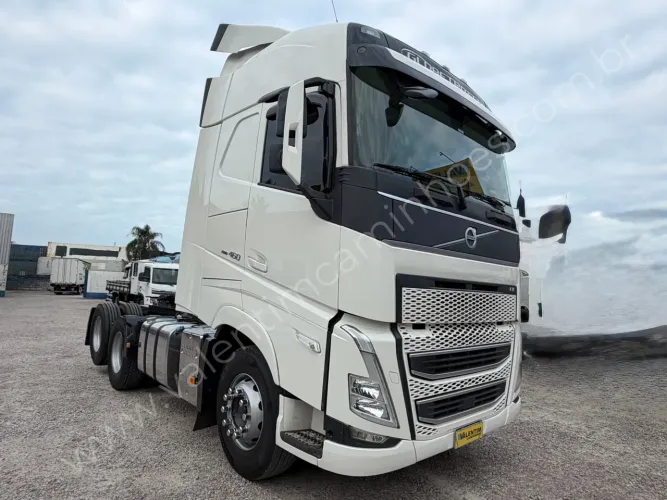 Volvo FH 460 FH 460  VOLVO FH 460 GLOBETROTTER 2022/2022 Valentim Caminhões