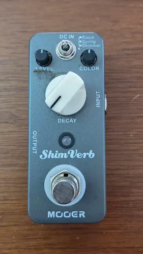 Pedal Shim Verb - MOOER ( usado)
