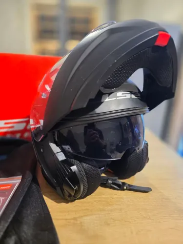 Capacete LS2 Strobe 2 articulado com Pinlock