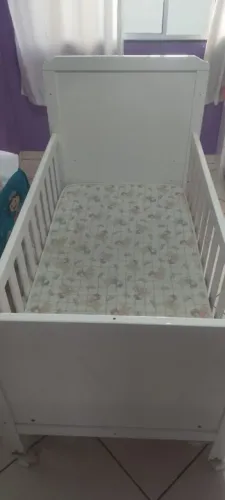 Vendo Berço infantil conservado 