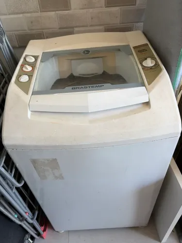Vendo maquina de lavar roupas Brastemp 