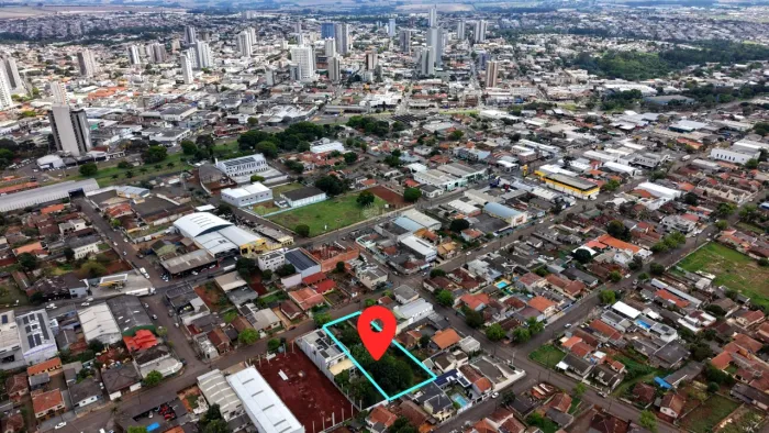 TERRENO COMERCIAL À VENDA NA RUA FAISÃO EM ARAPONGAS.