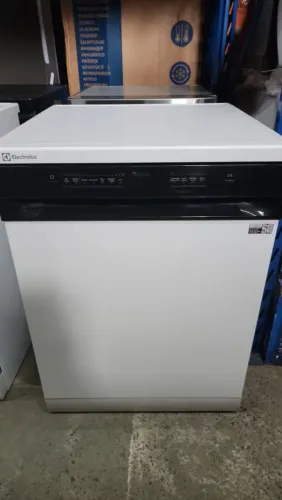 Lava louças 14 serviços Electrolux branca 127v LB14E