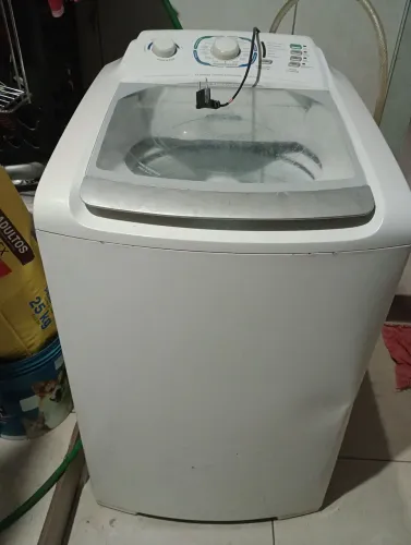 Vende máquina Eletrolux 10k com defeito