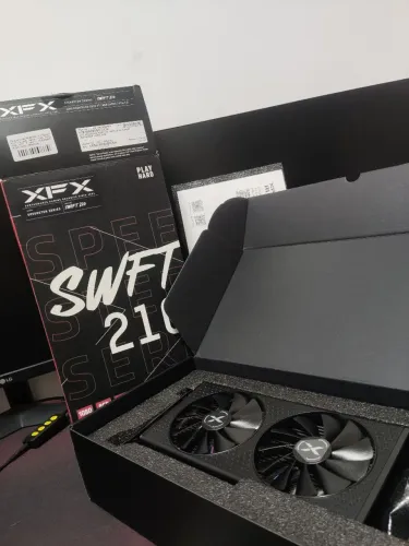 Placa de Vídeo XFX Radeon RX 6650 XT Speedster SWFT 210 8GB GDDR6