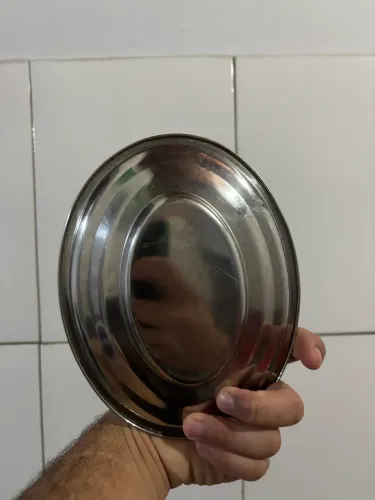 Prato de alumínio