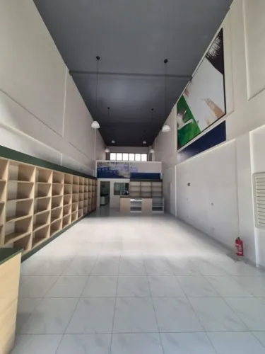 Loja para alugar, 98 m² por R$ 5.880,00/mês - Condomínio Residencial Colinas do Paratehy -