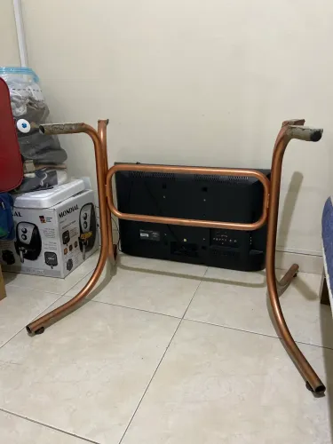 Base/Suporte Metálico para Mesa - Estrutura Resistente