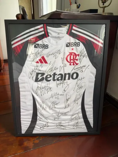Camisa Flamengo autografada 