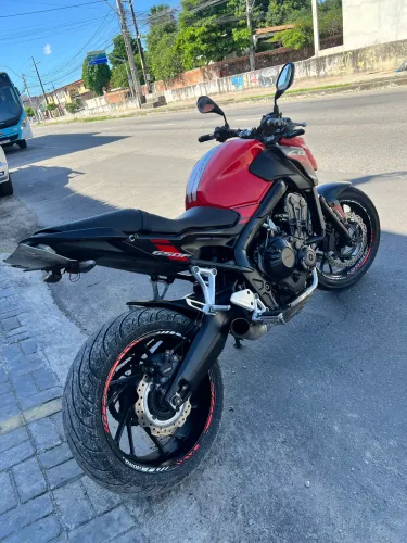 Honda cb 650f 2019 extra pra assumir financiamento!!!