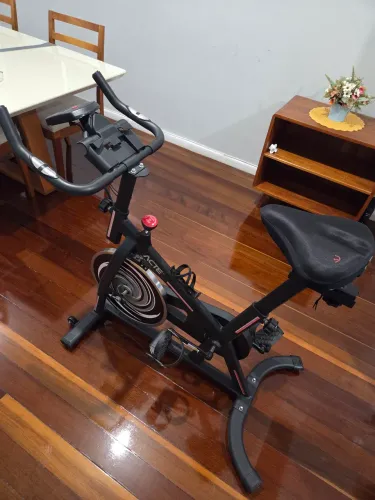 BICICLETA  ERGOMÉTRICA