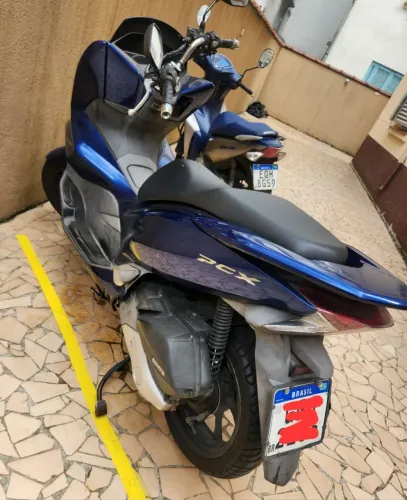 Vendo PCX única dona - excelente!