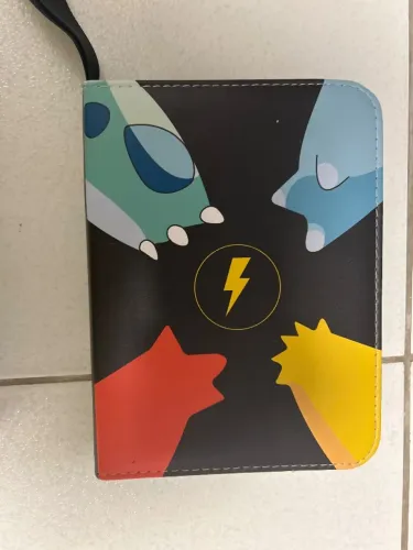 Coleção de cartas Pokémon (400 cartas)+fichario