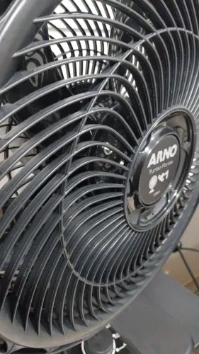 Ventilador Arno. 40cm.