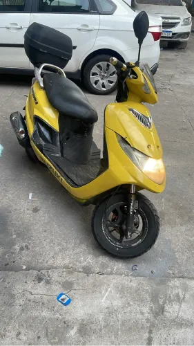Suzuki burgman 