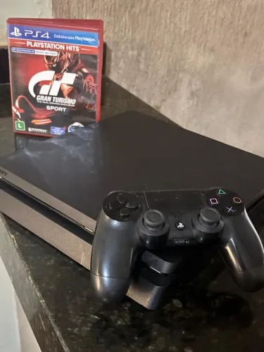 PS4 SLIM 500GB + controle + jogo