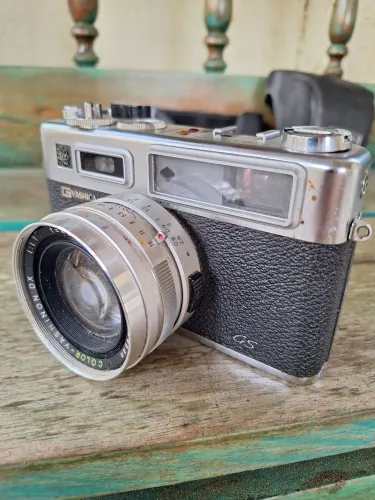 Câmera Yashica Electro 35 GS