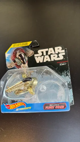 Hot Wheels | Star Wars | starships Boba Fett?s Slave 1 - DOURADA