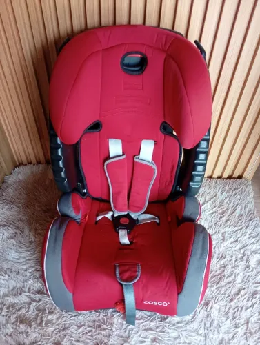 Cadeirinha de carro 9 a 36kg, aceito cartão