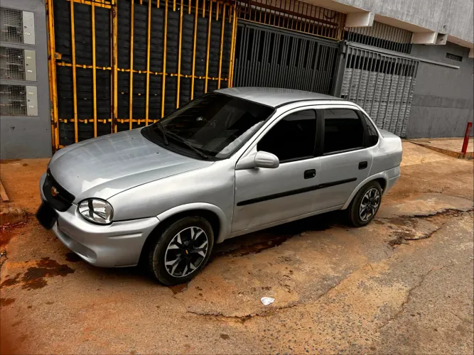 Chevrolet Classic Life/ls 1.0 VHC Flexp. 4P 2010