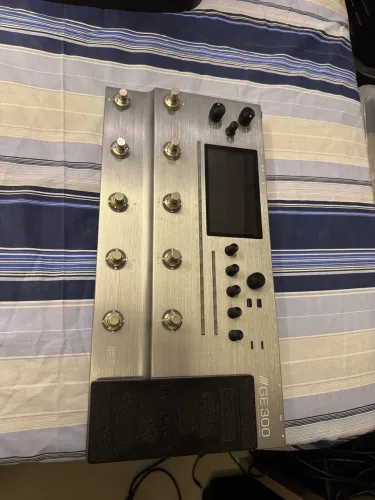 Pedaleira Mooer GE300