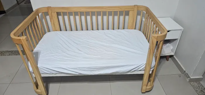 Berço Evolutivo 3 em 1 Quater Madeira Maciça + Colchões (Completo / Impecável)