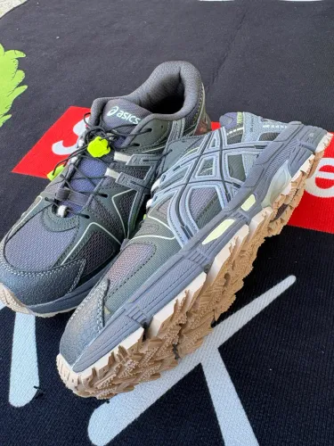Tênis Asics gel kayano 