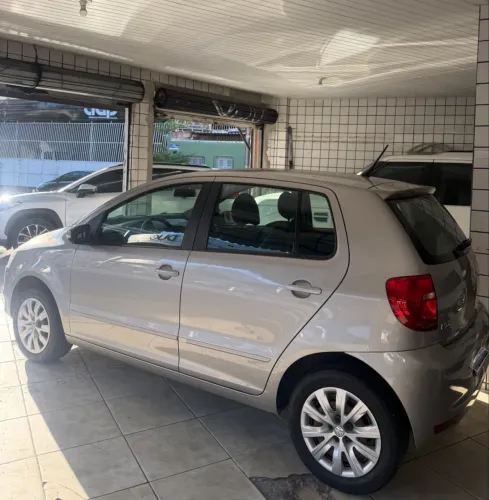 Volkswagen Fox 1.0 MI Total Flex 8V 5P 2013