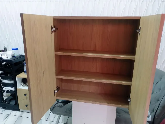 Armário para banheiro  para vender logo 