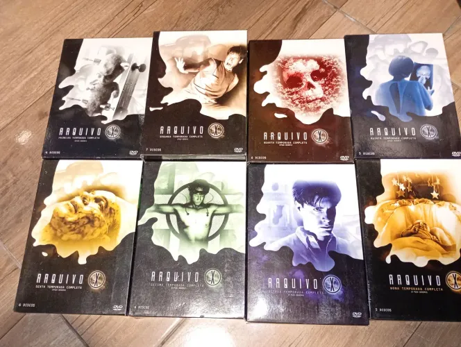 Coleção DVDs Arquivo X 