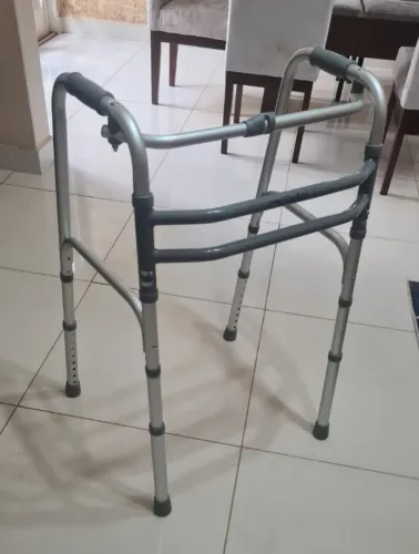 Andador para idoso