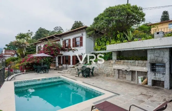 Casa com 6 dormitórios à venda, 307 m² por R$ 2.800.000,00 - Parque do Imbui - Teresópolis