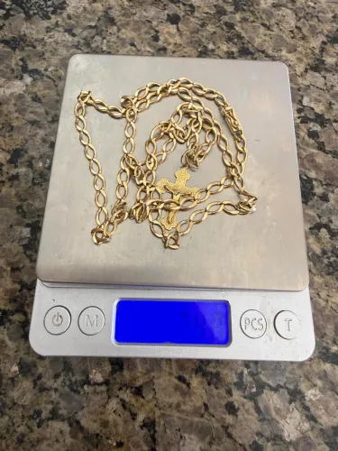 Cordão de ouro com pulseira