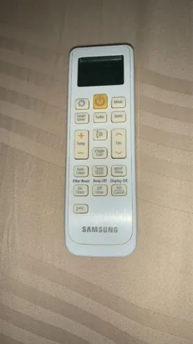 Vendo ar-condicionado Samsung com manutenção em dia