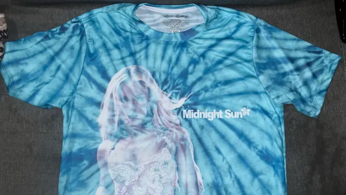 Camisa Zara Larsson MERCH OFICIAL GG