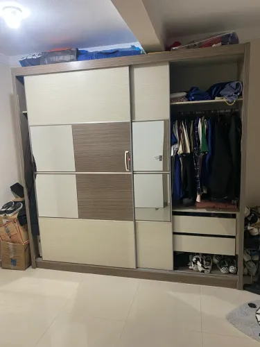 Vendo guarda roupa casal